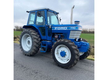 Farm tractor FORD