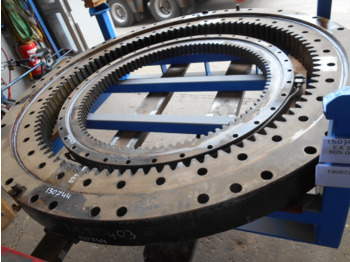 Slewing ring HITACHI