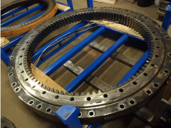 Slewing ring HITACHI