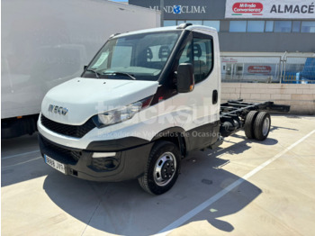 Cab chassis truck IVECO Daily 35c13