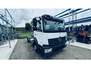 Cab chassis truck MERCEDES-BENZ Atego