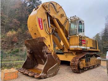 Crawler excavator LIEBHERR