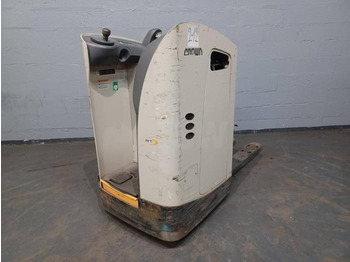 Pallet truck Crown RT4020-2.0: picture 3