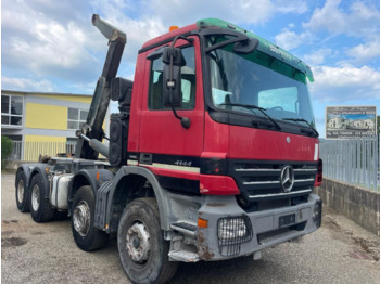 Hook lift truck MERCEDES-BENZ