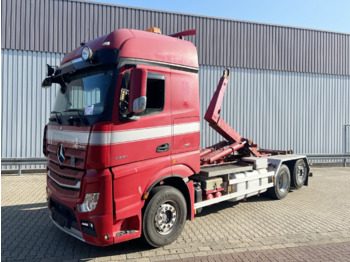 Hook lift truck MERCEDES-BENZ Actros 2551