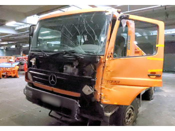 Leasing of Mercedes-Benz Atego 1023 A 4x4 mit Unfallschaden! Atego 1023 A 4x4, Einzelbereifung, Heckkran Palfinger PK4501, UNFALLSCHADEN! Mercedes-Benz Atego 1023 A 4x4 mit Unfallschaden! Atego 1023 A 4x4, Einzelbereifung, Heckkran Palfinger PK4501, UNFALLSCHADEN!: picture 4