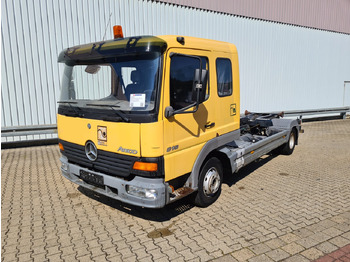 Hook lift truck MERCEDES-BENZ Atego 815