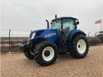 Farm tractor NEW HOLLAND T7