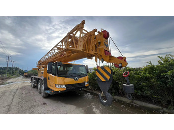 Mobile crane XCMG QY70KC: picture 3