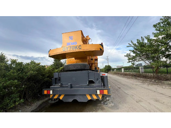 Mobile crane XCMG QY70KC: picture 4