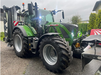 Farm tractor FENDT 724 Vario