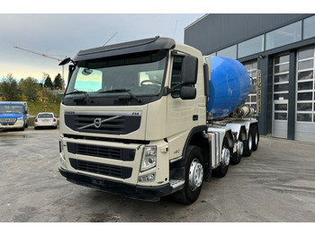 Concrete mixer truck LIEBHERR