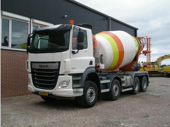 Concrete mixer truck DAF CF 400