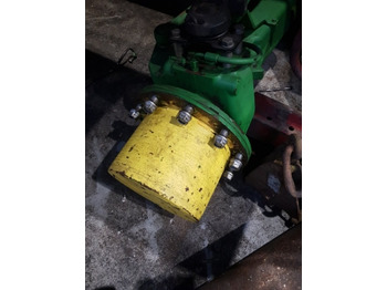 Front axle JOHN DEERE