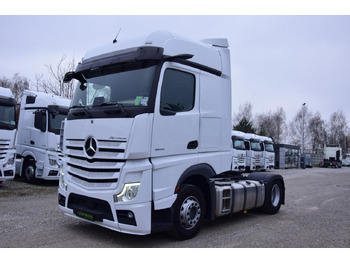 Tractor unit MERCEDES-BENZ Actros 1845