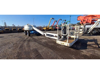 Articulated boom JLG