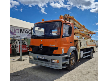 Concrete pump truck Mercedes-Benz Atego 1828: picture 2