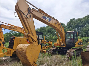 Crawler excavator CATERPILLAR 325C