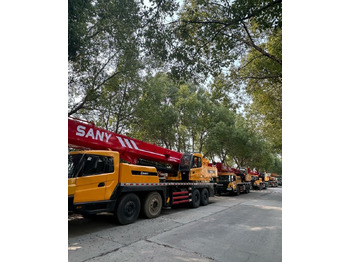 Mobile crane SANY