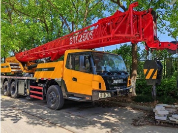 Mobile crane SANY