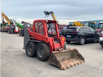 Skid steer loader GEHL