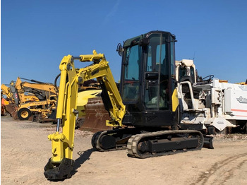 Mini excavator YANMAR VIO 25