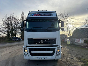 Tractor unit VOLVO FH 460