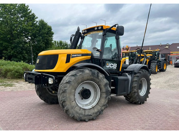 Farm tractor JCB