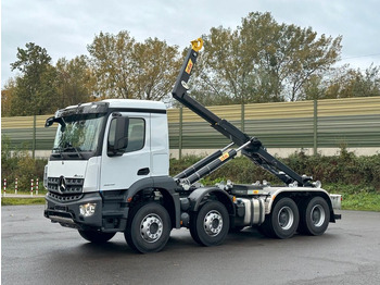 Hook lift truck MERCEDES-BENZ