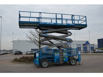 Scissor lift GENIE