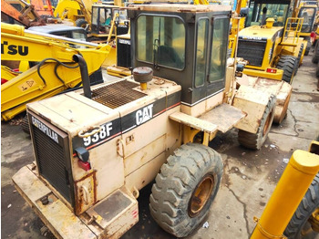 Wheel loader Caterpillar 938 F: picture 2