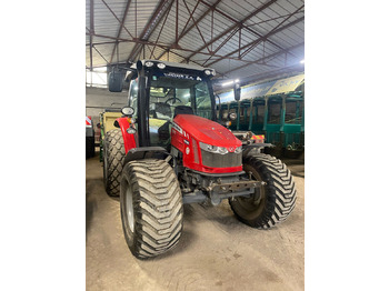 Farm tractor MASSEY FERGUSON 5610