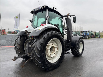 Farm tractor VALTRA T214 DIRECT: picture 5