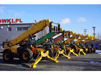 Telescopic wheel loader JCB