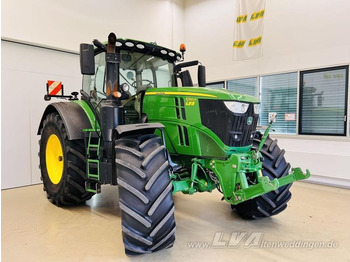 Farm tractor John Deere 6250R: picture 2