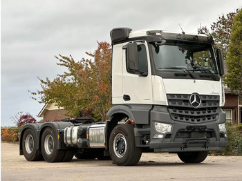 Tractor unit MERCEDES-BENZ Arocs 3351