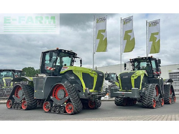 Farm tractor CLAAS Xerion 5000