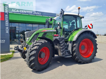 Farm tractor FENDT 724 Vario