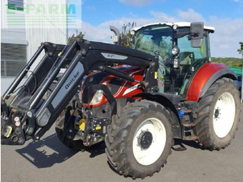 Farm tractor NEW HOLLAND T5