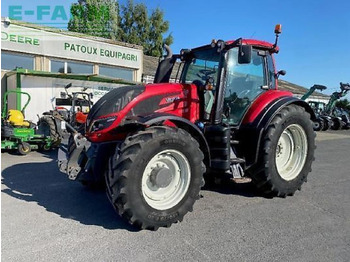 Farm tractor VALTRA T194