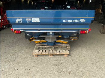 Fertilizer spreader BOGBALLE