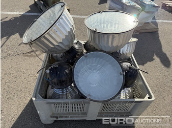 Construction equipment Pallet of Industrial Lights / Palet de Luminarias Industriales: picture 2