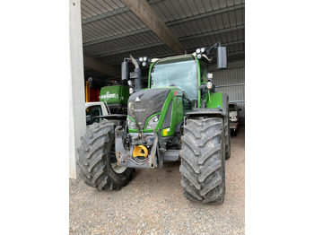 Farm tractor FENDT 720 Vario