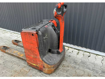 Pallet truck LINDE T18