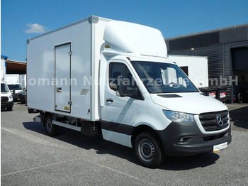 Box van MERCEDES-BENZ Sprinter 317