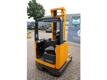 Reach truck Jungheinrich ETV 214: picture 5