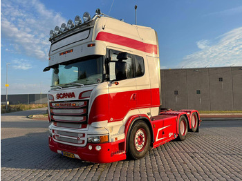 Cab chassis truck SCANIA R 560