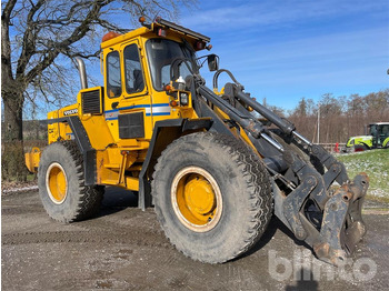 Wheel loader VOLVO L90