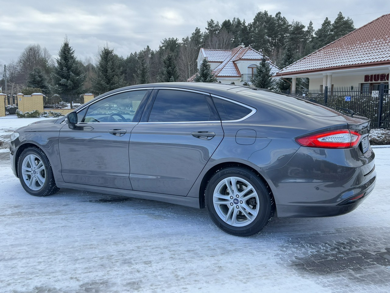 Car Ford Mondeo: picture 10