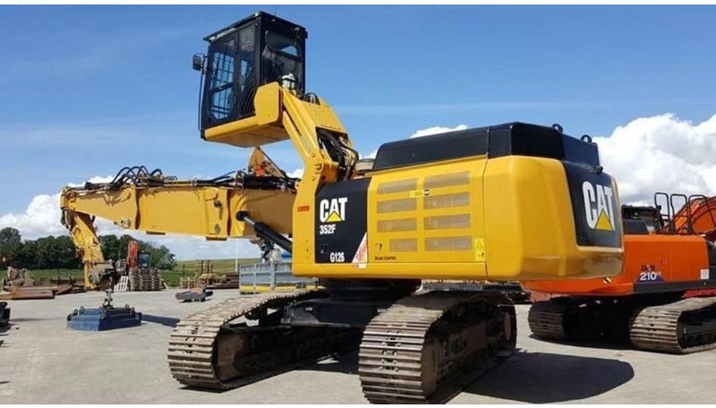 Crawler excavator Cat 352 Fl XE MHD: picture 11